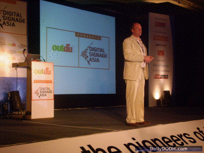 Presenting at Digital Signage Asia 2007