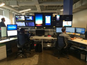 Multi-screen work stations
